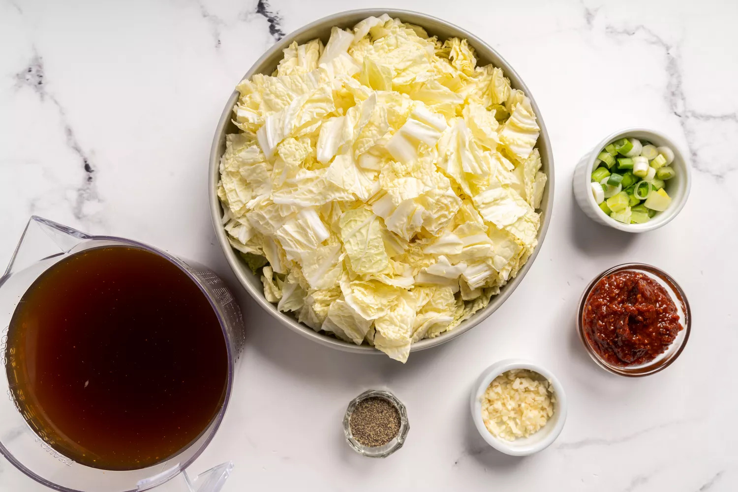 Korean Cabbage Soup (Baechu Guk) ingredients 